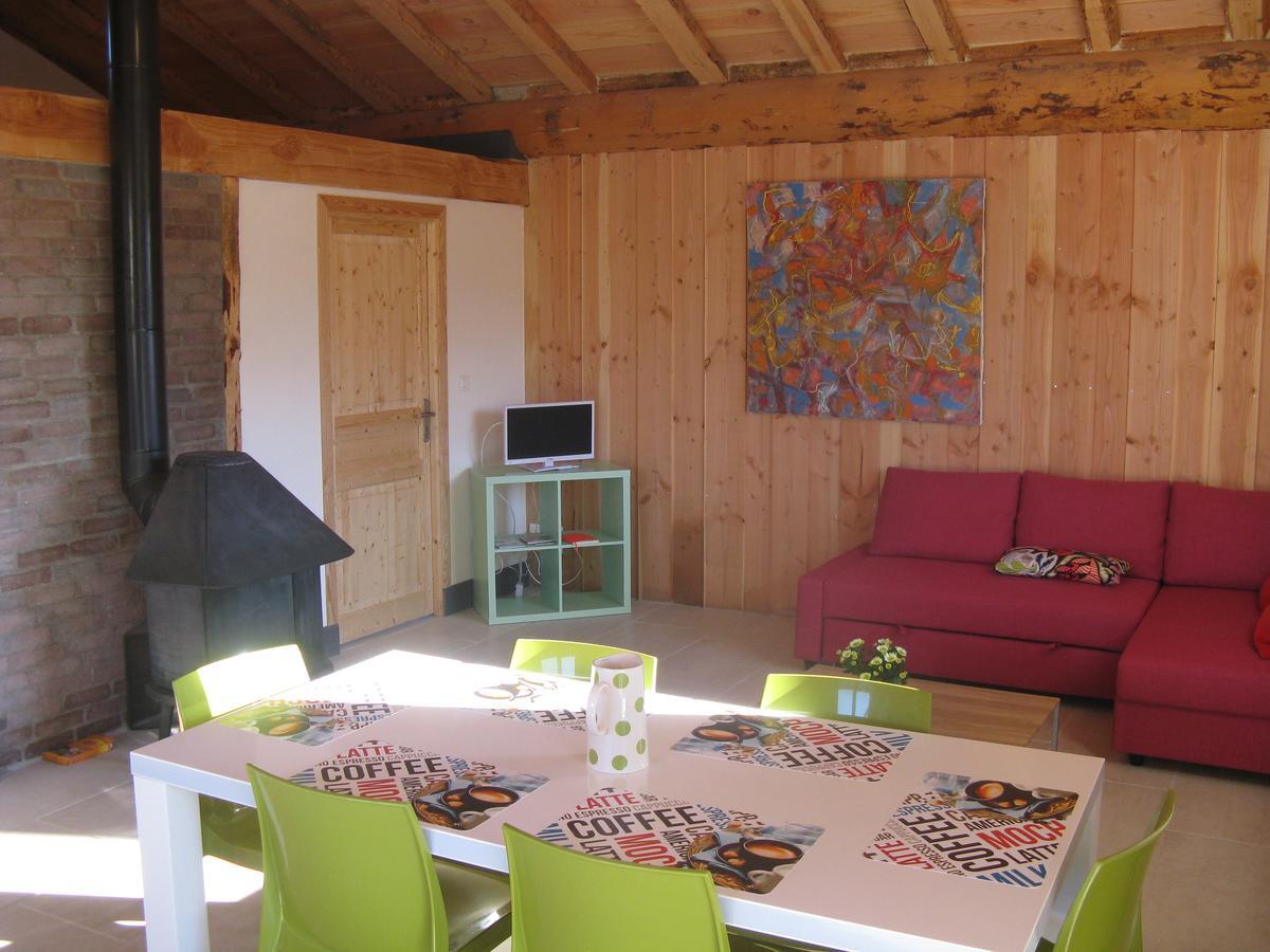Gite Chez Karine Et Roland Le Fied Exterior foto